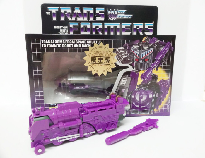 TRANSFORMERS G1 Reissue CE Astrotrain brand new Kids Toy Action