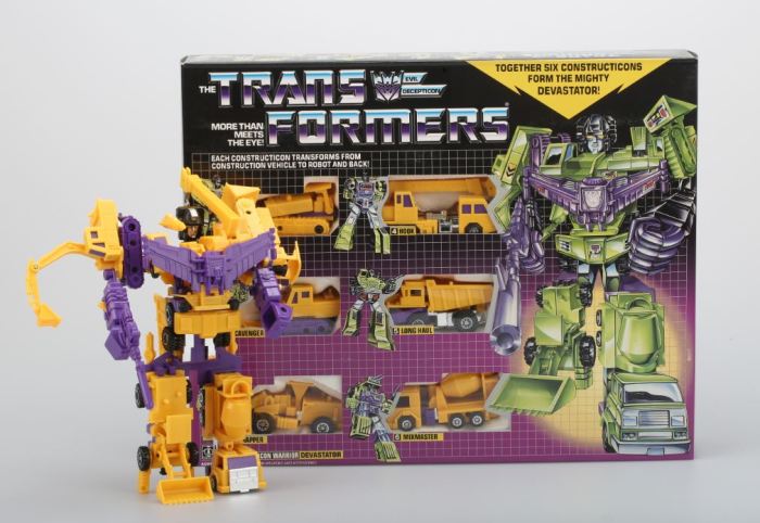 TRANSFORMERS G1 reissue Yellow Devastator Brand new action figure Free shipping