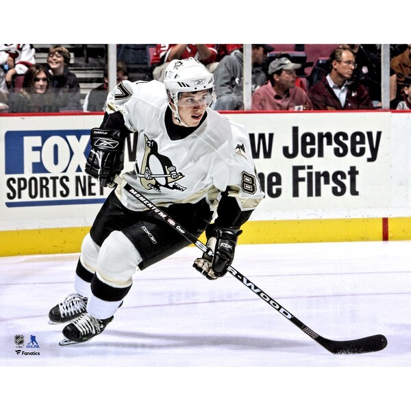 Sidney Crosby Pittsburgh Penguins Fanatics Authentic Unsigned NHL Debut Photograph
