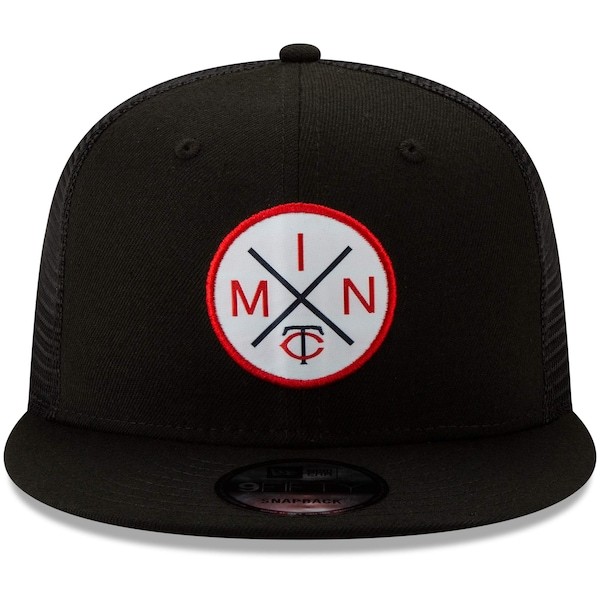 Minnesota Twins New Era Vert Trucker 9FIFTY Adjustable Snapback Hat - Black