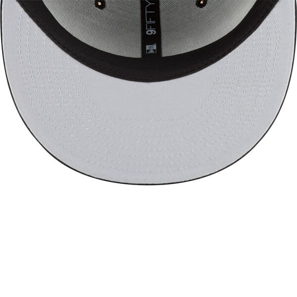 Chicago Bulls New Era Back Half 9FIFTY Snapback Adjustable Hat - Black/White