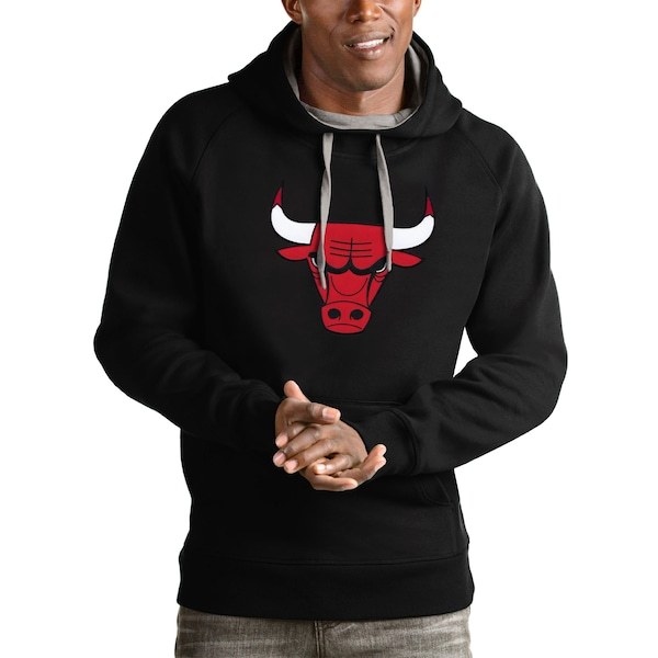 Chicago Bulls Antigua Logo Victory Pullover Hoodie - Black