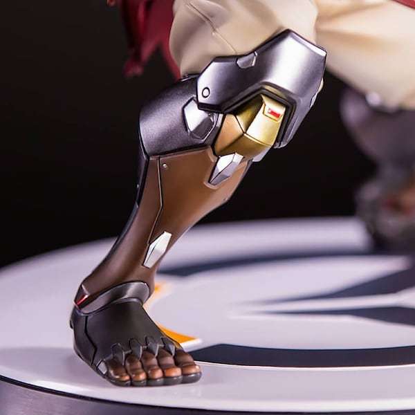 Doomfist Overwatch 14.25'' Premium Statue