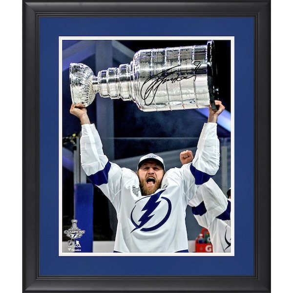 Steven Stamkos Tampa Bay Lightning Fanatics Authentic Framed Autographed 16" x 20" 2020 Stanley Cup Champions Raising Cup Photograph