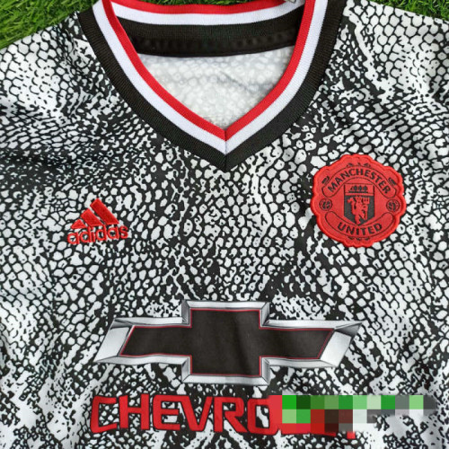 Kids Manchester United 21/22 Pre-Match Jersey and Short Kit