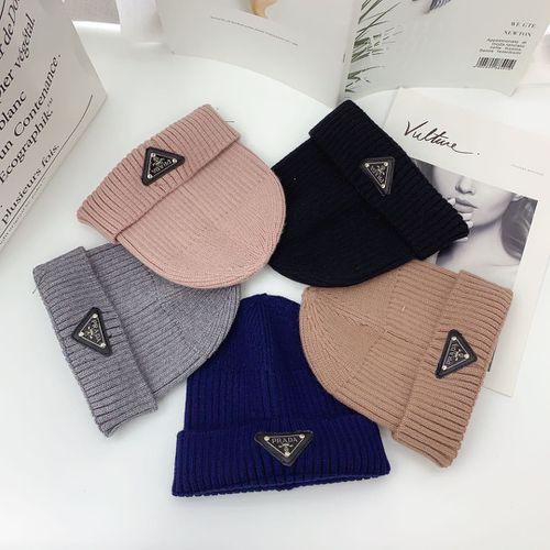 Street Fashion Labeling Letter Wool Hat Autumn And Winter Black Wild Knitted Cold Hat Men