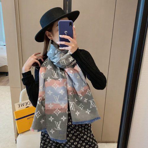 Women An Ice Cream Cashmere Jacquard Scarf in Imitation Cashmere Scarf Warm W Women Winter Scarf