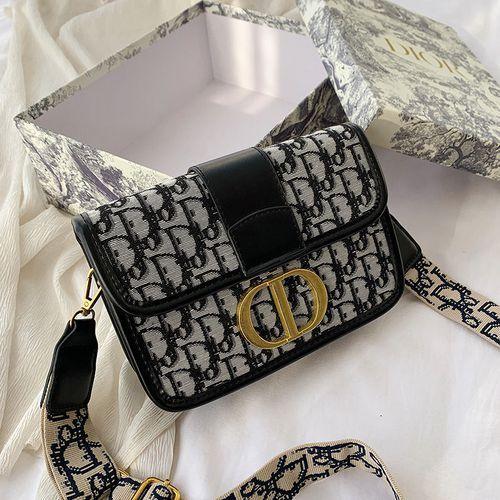 New Style Printed Embroidered Bag Fashion Messenger Bag Shoulder Bag Ladies Fashion
