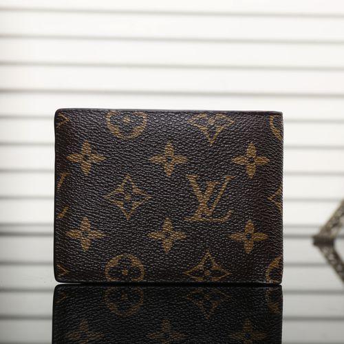New Retro Wallet Men's Fashion Short Money Personality Folded Wallet