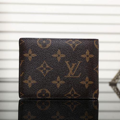 New Retro Wallet Men's Fashion Short Money Personality Folded Wallet