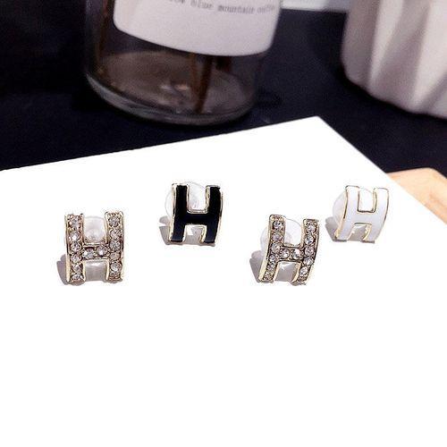 Women Stereoscopic Pop H Earrings Fashion Wild Enamel Letter Studs Jewelry