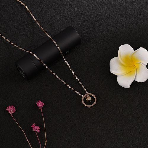Fashion Trend Ladies Titanium Steel Necklace