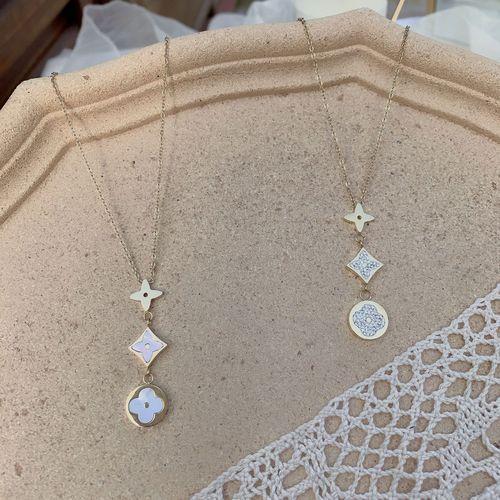 Titanium Steel New  Printed Four-leaf Clover Necklace Catwalk Necklace Ladies Women Necklace