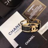 New High-quality Titanium Steel Hollow Bracelet Fashion Ladies Accessories