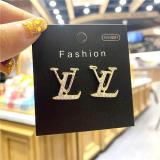 Classic Dijia Asymmetric Bee Earrings Female D Family Letter 925 Silver Needle Anti Allergy Ear