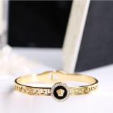 Fashion Hollow Bracelet Classic Print Ladies Bracelet High Quality Fashion Accessories