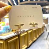 Classic Dijia Asymmetric Bee Earrings Female D Family Letter 925 Silver Needle Anti Allergy Ear