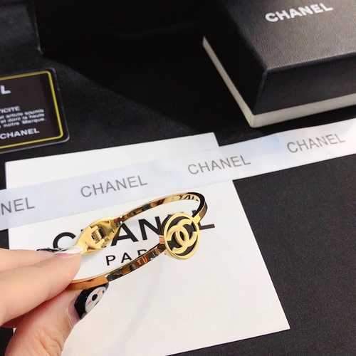 Fashion Titanium Steel Bracelet High Quality Summer Ladies Fashion Accessories