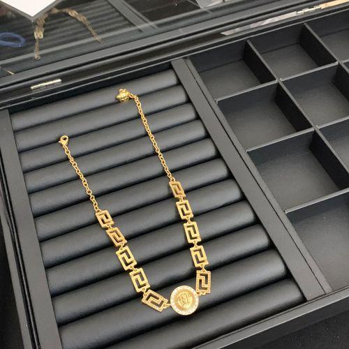 Beauty Head European And American Maze With Diamond Necklace Necklace Female Bracelet