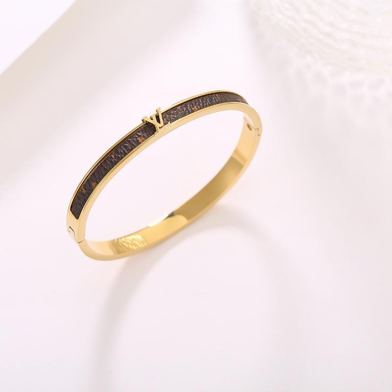 Classic Version Of Titanium Bracelet Women's Clasp Rose Gold Bracelet