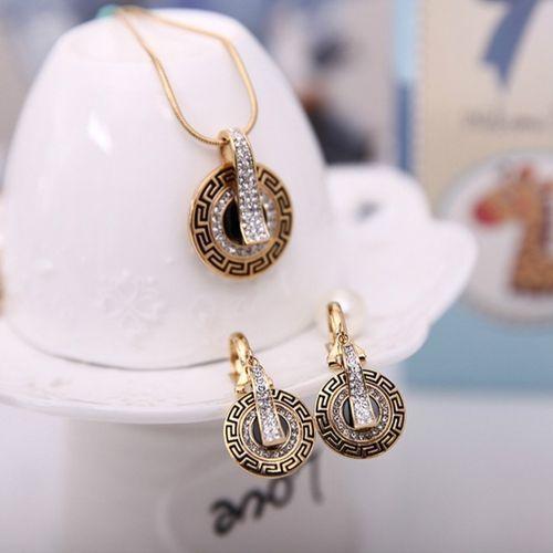 Cassical Jewelry For Women  Rhinestone Necklace Pendant Ring And Earring Set Gifts