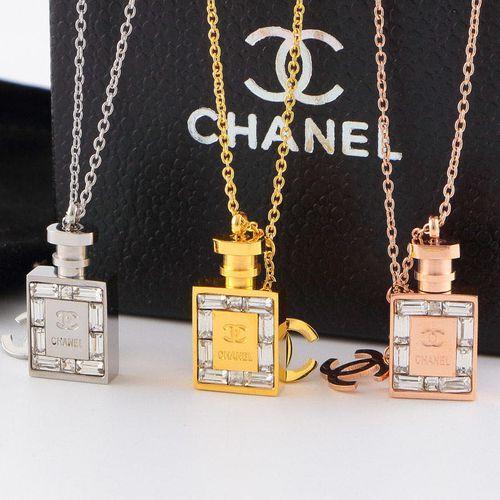 Women Fashion Diamond-studded Titanium Steel Perfume Bottle Pendant Necklace