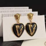 Women's Light Luxury Retro Earrings Fashion Personality Party Gift Earrings