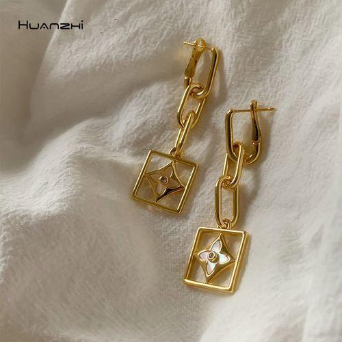S925 Silver Needle High-quality European And American Square Pendant Four-leaf Clover Long Chain