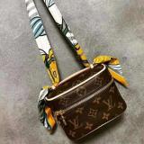 Hardshell New Women Nice Mini Monogram Shoulder Bag Vanity Beauty Case Toiletries Bag Makeup Box