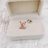 New Letter Brooch Luxury Cufflinks Autumn And Winter Coat Hat Suit Suit Skirt Bag
