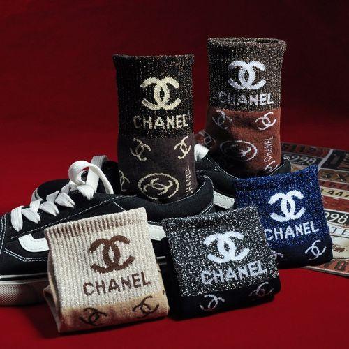 Fashion Letters In Tube Socks Street Hip Hop Wind SkateBoarding Socks