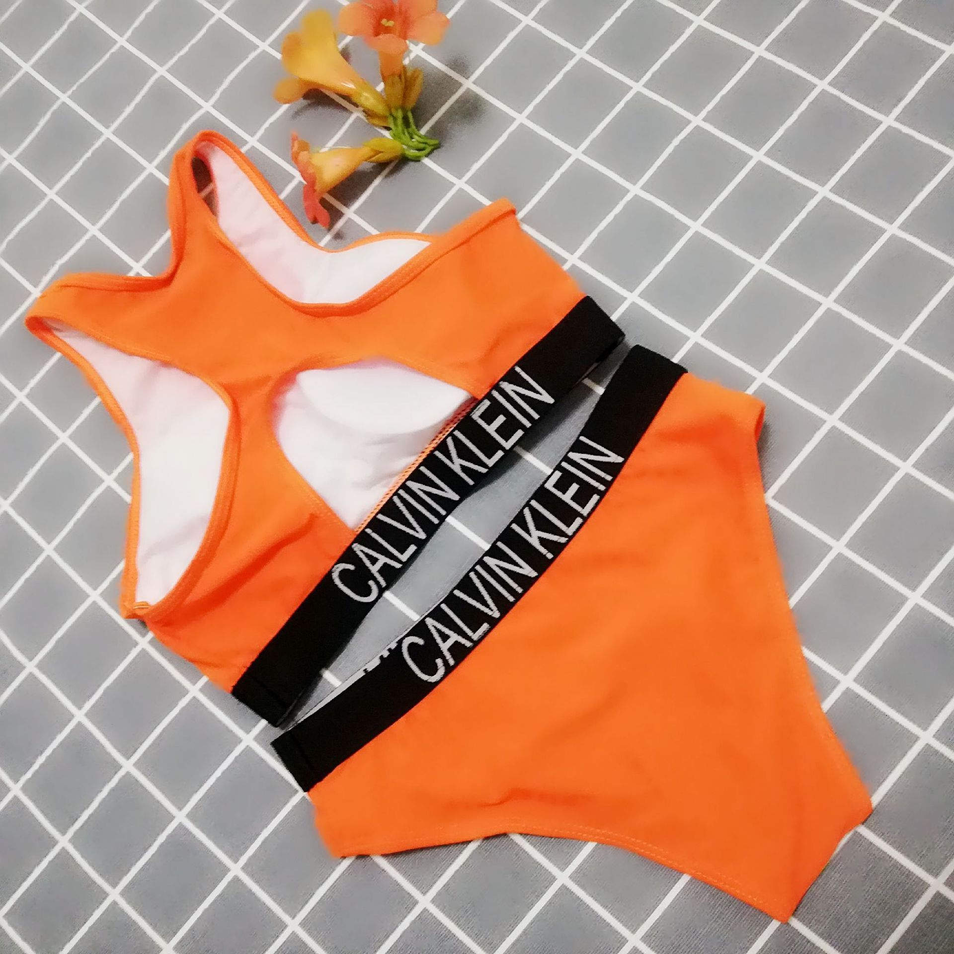 Sexy Bikini Round Hole Open Back Three-point Solid Color Plate With Split Swimsuit