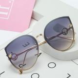 Fashion Women's UV400 Metal Frame Oversized Outdoor Cat Eye Sunglasses