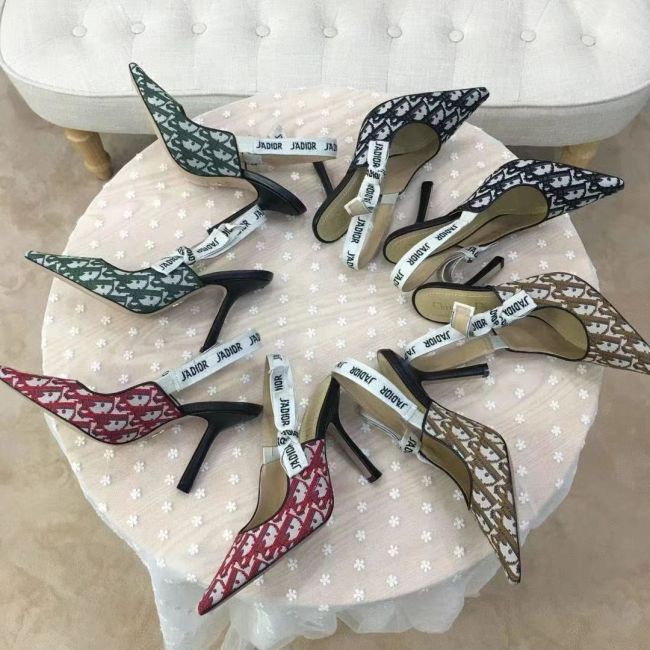 Women's  d fashionable sandals, three level