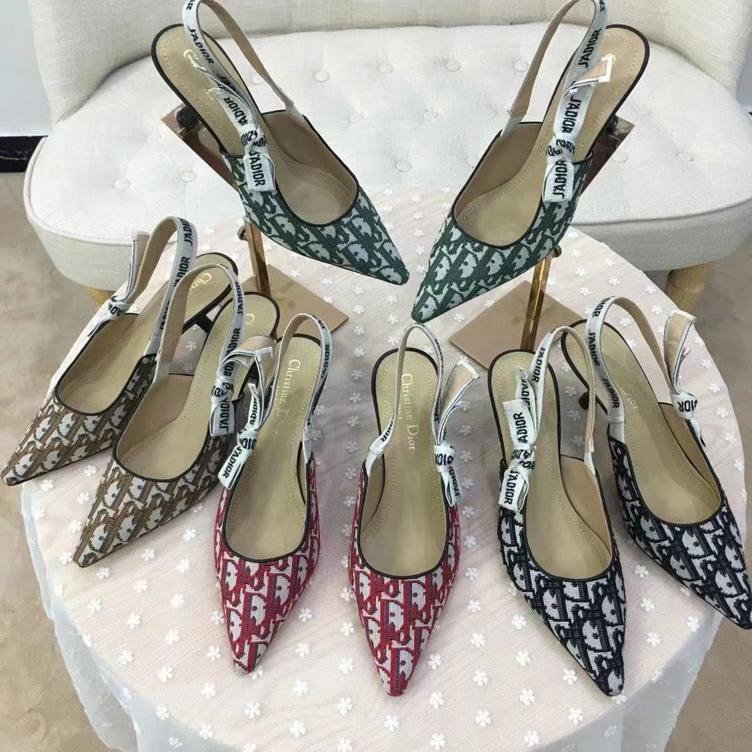 Women's d fashionable sandals, three level