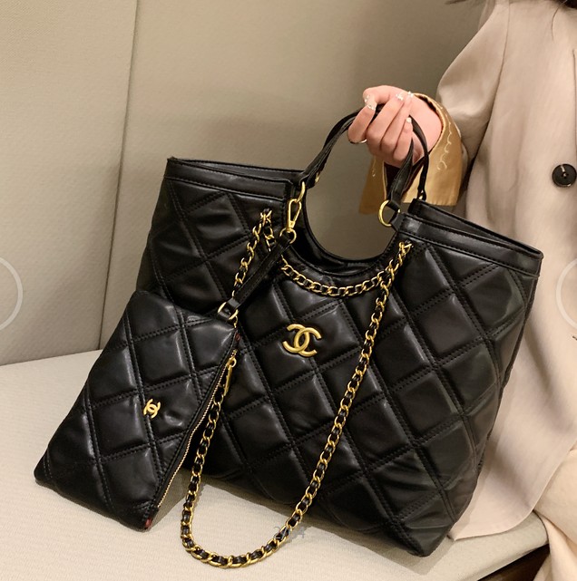 Fashionable woman single shoulder bag, hand bag