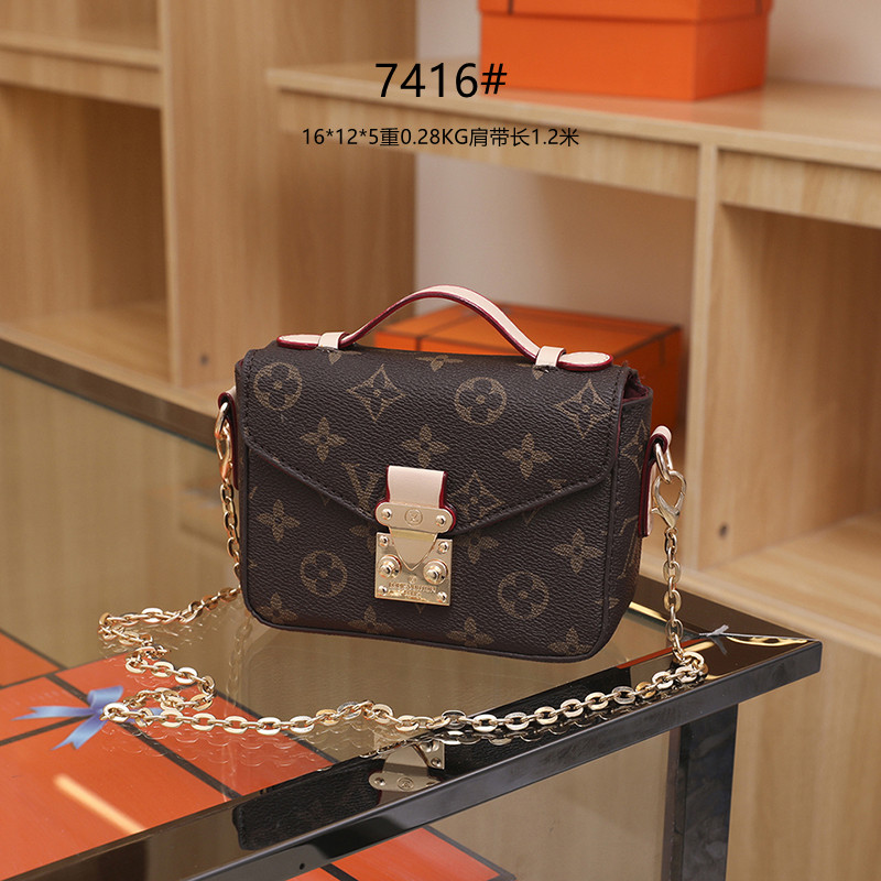 Copy Ladies' handbags, convergent package