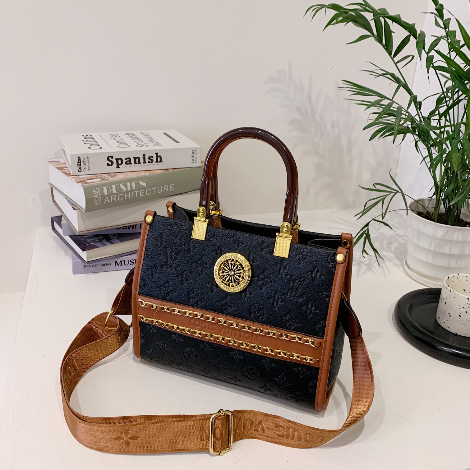 Ladies' fashion handbag single shoulder bag