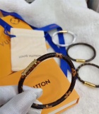 New Classic Aging Leather Bracelet Women's Fashion Luxury Leather Patch Jewelry Men's And