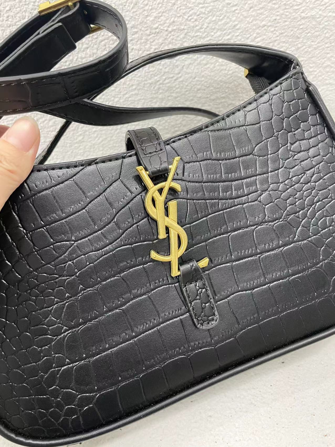 Ladies' fashion handbag single shoulder bag Two kinds of pattern