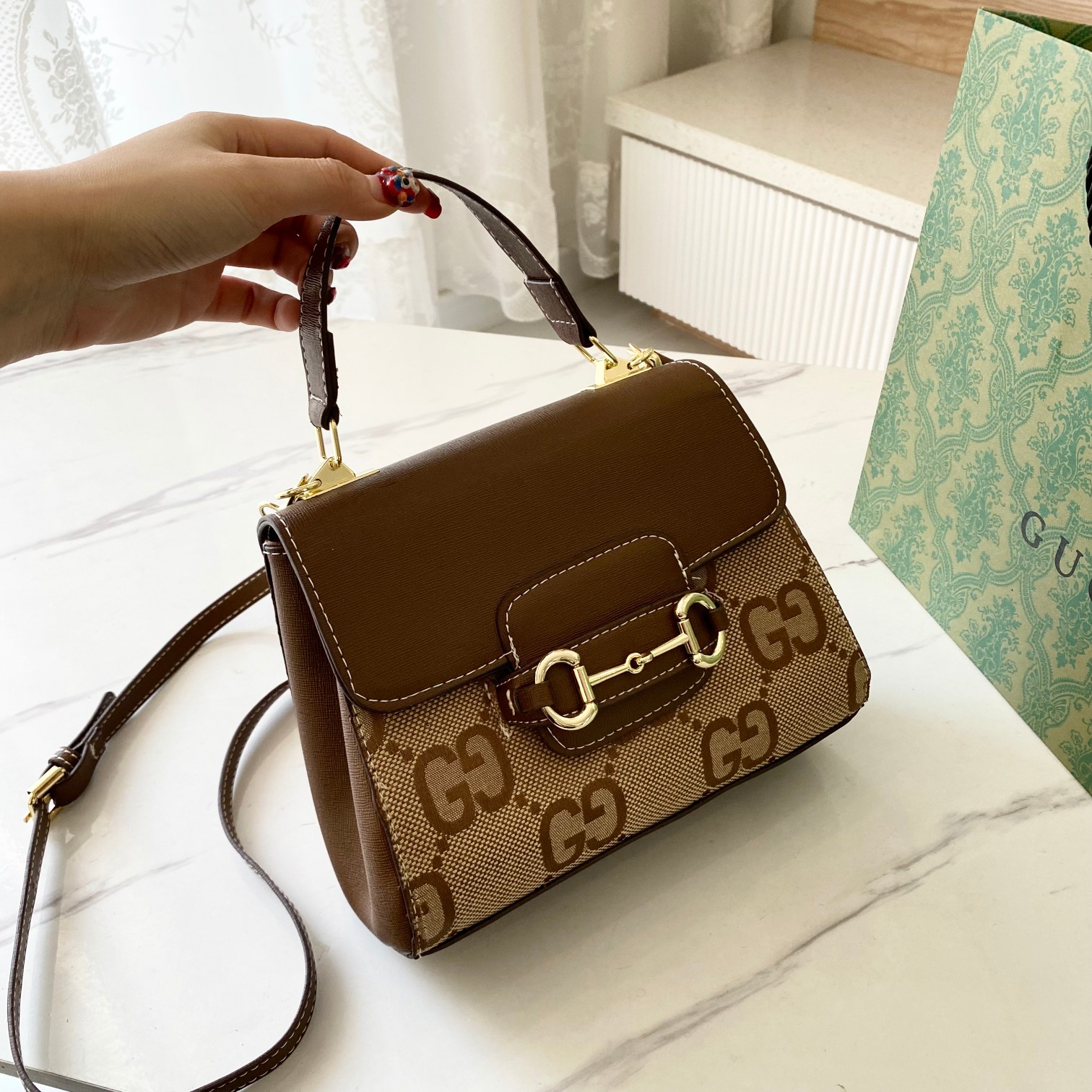 Ladies' fashion handbag single shoulder bag