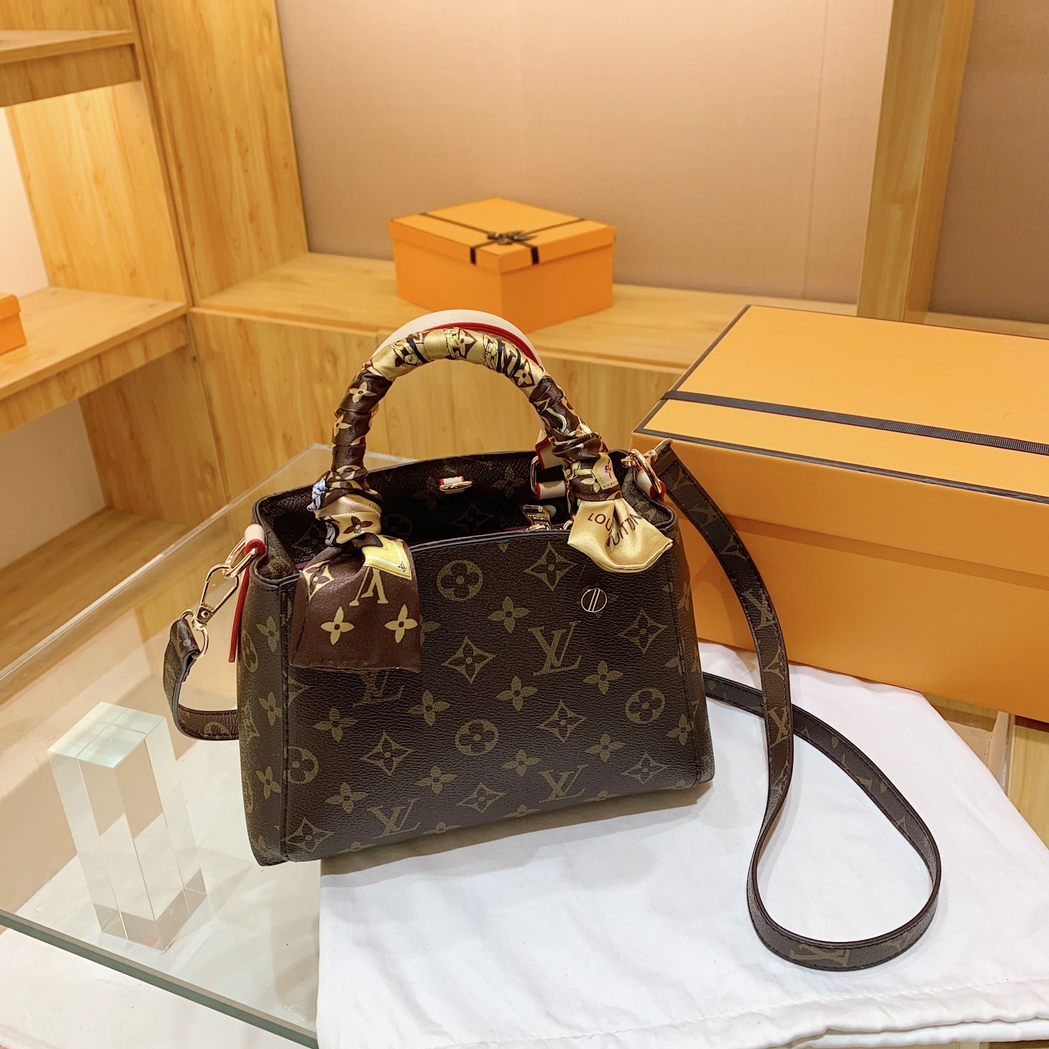 Ladies' fashion handbag single shoulder bag