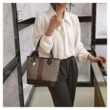 Ladies' fashion handbag single shoulder bag