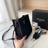 Ladies' fashion handbag single shoulder bag