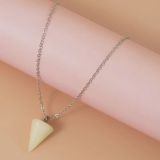 Natural stone XueHuaShi six Angle necklace