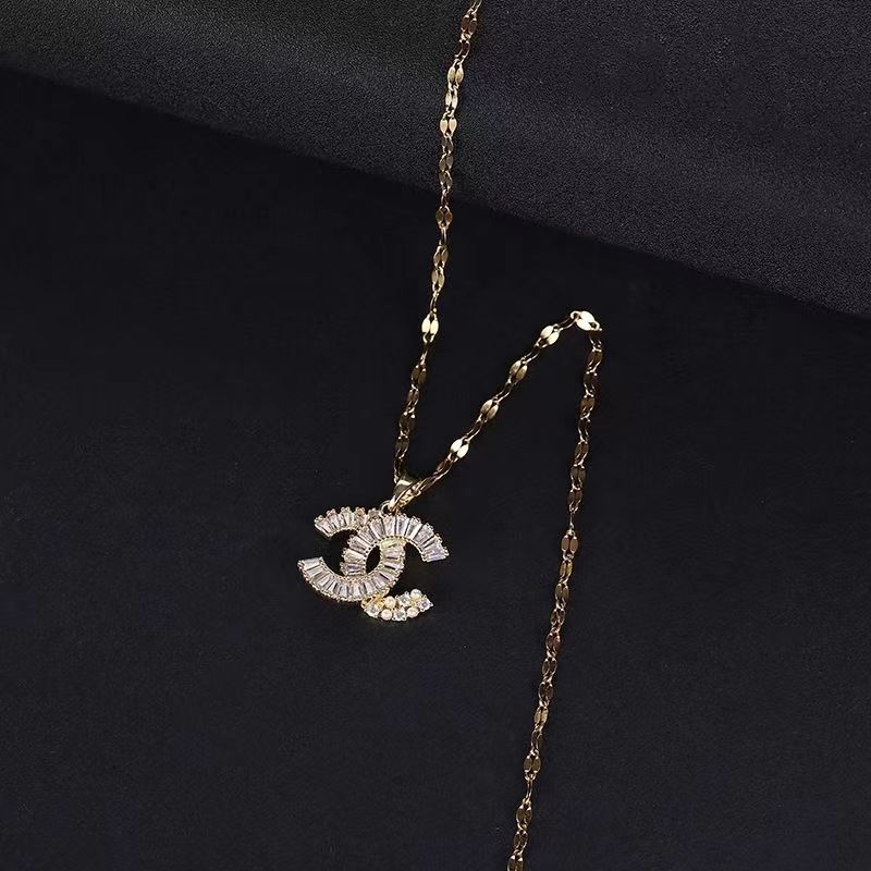 Titanium Steel Niche Design Clavicle Chain Link Ring Collision Trendy Necklace Necklace