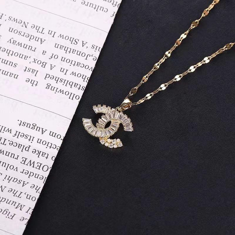 Titanium Steel Niche Design Clavicle Chain Link Ring Collision Trendy Necklace Necklace