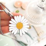Fashionistas in the Daisy chain sunflower chrysanthemum tide net long sweater chain pendant pendant men and women