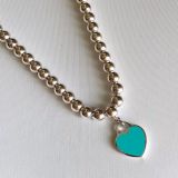 Heart-shaped enamel blue heart bracelet
