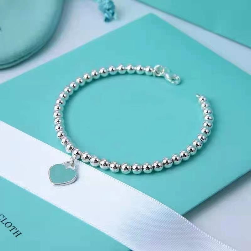 Heart-shaped enamel blue heart bracelet